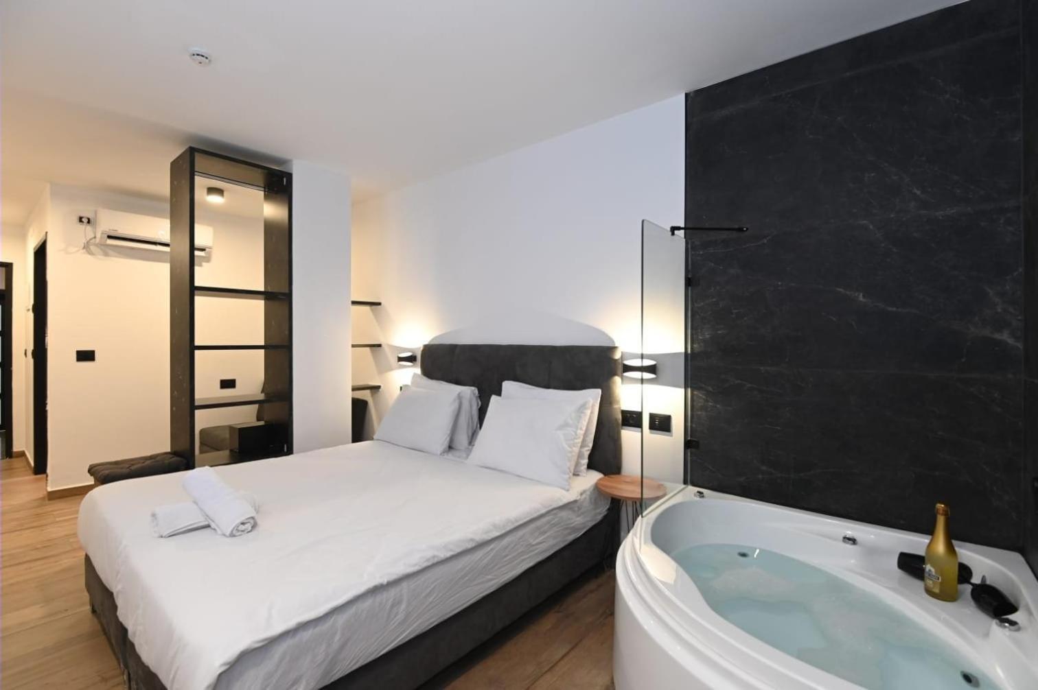 Selfie'S Boutique Hotel 提比里亞 客房 照片
