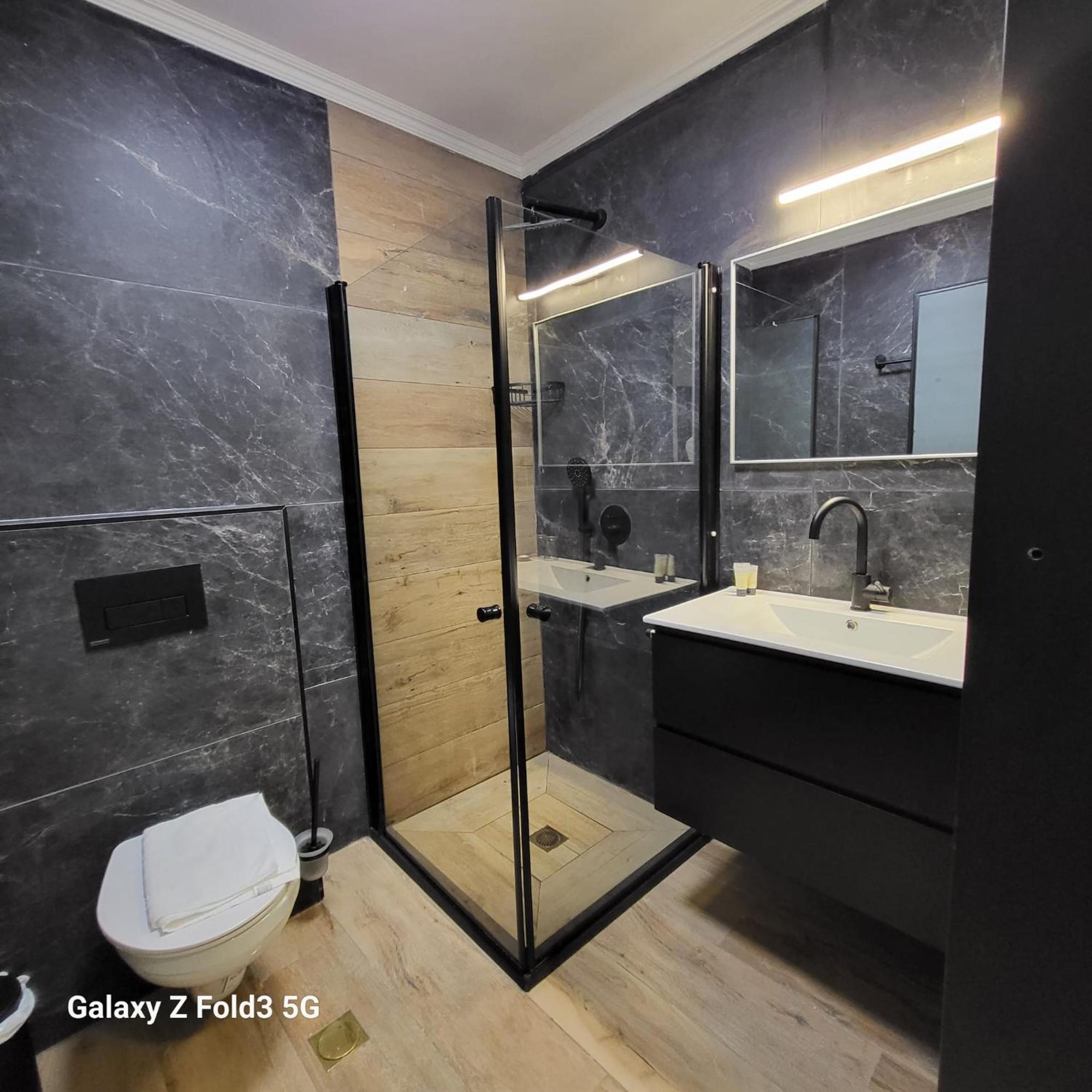 Selfie'S Boutique Hotel 提比里亞 客房 照片